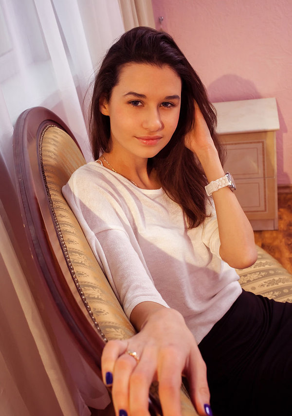 Валентина, 25